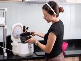 Cara Memasak Nasi yang Benar_ Panduan Lengkap dari Dapur Rumahan hingga Profesional