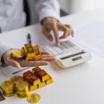 Kenapa Harga Emas Turun? Ini Penjelasan Lengkap dan Faktor Penyebabnya