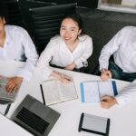 Apa Itu Outsourcing? Pengertian, Jenis, Kelebihan, Kekurangan, dan Aturan di Indonesia