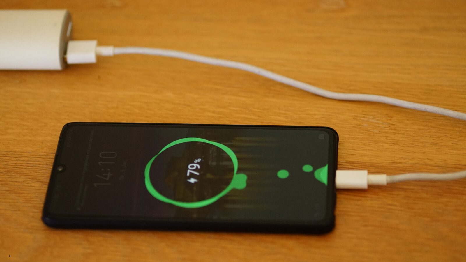 Panduan Lengkap Fast Charging pada Smartphone: Teknologi, Jenis, dan Tips Penggunaan yang Aman