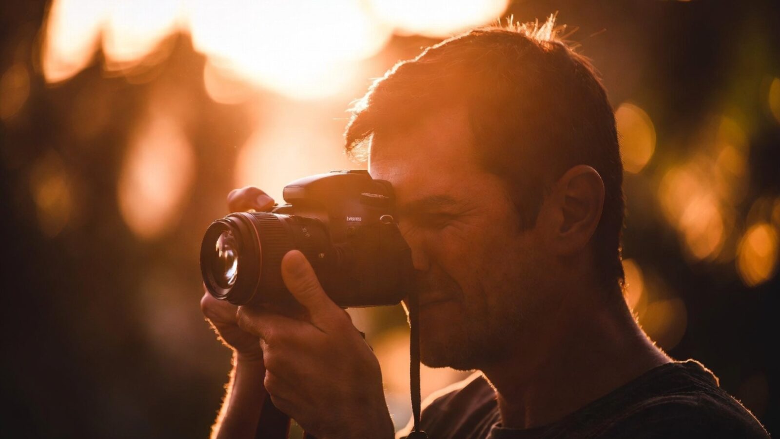 Exposure Adalah Pengertian, Jenis, dan Manfaatnya dalam Fotografi dan Bisnis