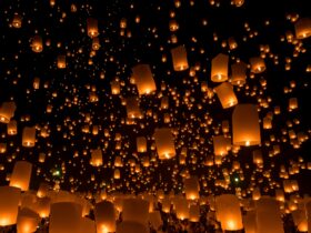Festival Yi Peng & Loy Krathong Budaya Dunia yang Menarik dan Layak Dicoba Inspirasi dari Berbagai Negara