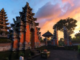 Arti dan Makna Salam Om Swastiastu dalam Hindu Bali